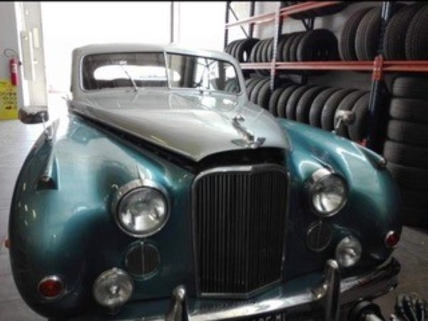RESTAURO AUTO D’EPOCA